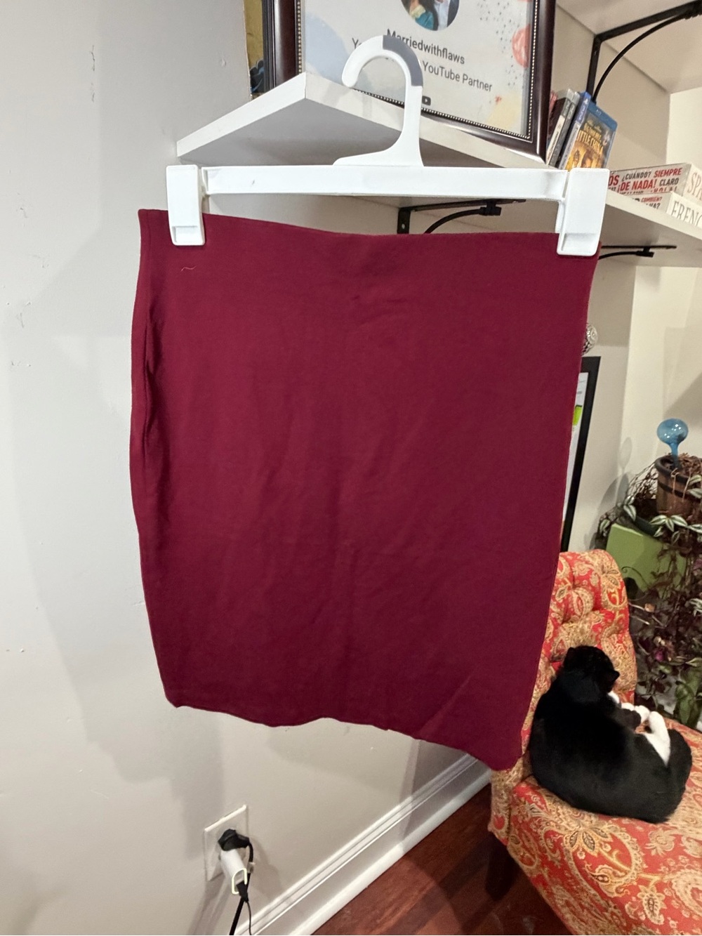 Women's Burgundy Stretch Pencil Skirt